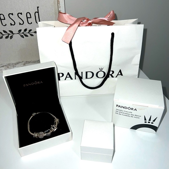 Pandora Jewelry - Pandora Bracelet Set🎀